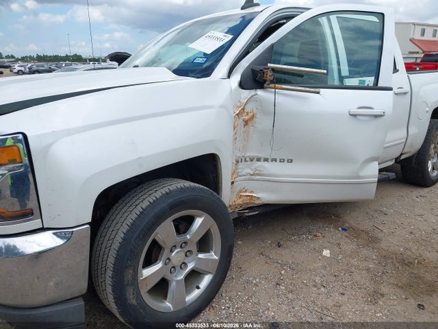 Продаж на аукціоні авто 2017 Chevrolet Silverado 1500 Lt, vin: 3GCUCREC6HG230780, номер лоту: 45333533