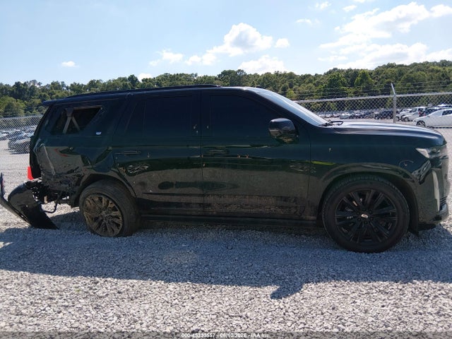 Продажа на аукционе авто 2021 Cadillac Escalade 4wd Sport, vin: 1GYS4FKL0MR242824, номер лота: 45333557