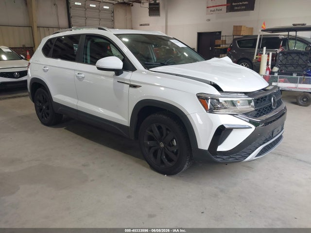 2022 Volkswagen Taos 1.5t Se მანქანა იყიდება აუქციონზე, vin: 3VVLX7B28NM096689, აუქციონის ნომერი: 45333596