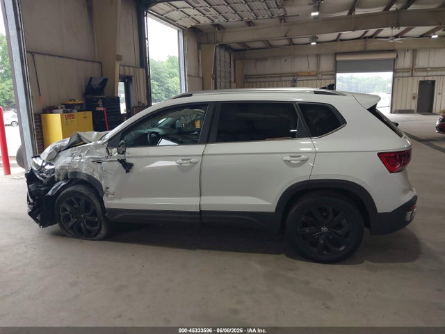 2022 Volkswagen Taos 1.5t Se მანქანა იყიდება აუქციონზე, vin: 3VVLX7B28NM096689, აუქციონის ნომერი: 45333596