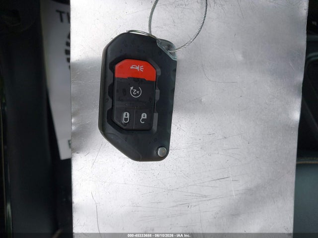 45333688 :رقم المزاد ، 1C4PJXEG1TW251234 vin ، 2026 Jeep Wrangler Sahara 4x4 مزاد بيع