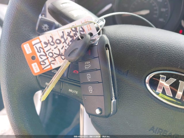 45333711 :رقم المزاد ، KNADM4A37G6539130 vin ، 2016 Kia Rio Lx مزاد بيع