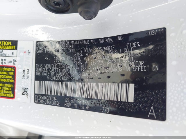 45333760 :رقم المزاد ، 5TDKK3DC4BS139945 vin ، 2011 Toyota Sienna Le V6 مزاد بيع