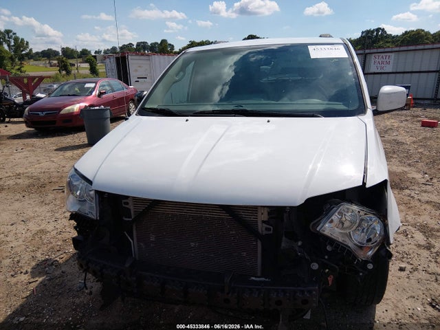 Auction sale of the 2016 Chrysler Town & Country Touring, vin: 2C4RC1BG0GR172656, lot number: 45333846