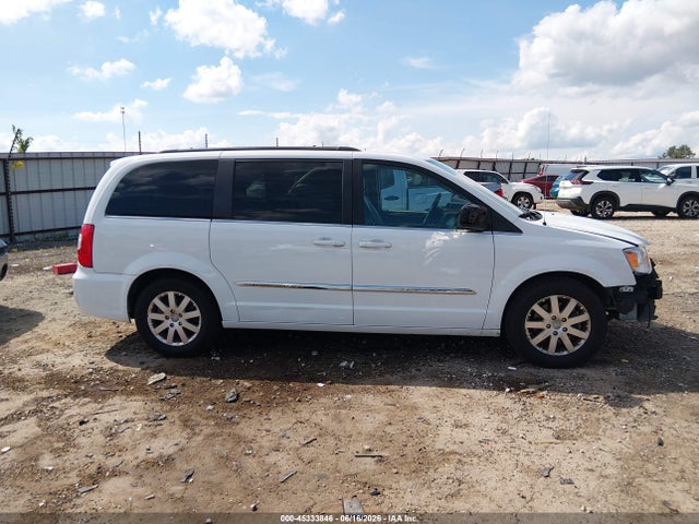 Auction sale of the 2016 Chrysler Town & Country Touring, vin: 2C4RC1BG0GR172656, lot number: 45333846