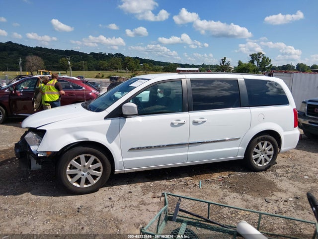 Auction sale of the 2016 Chrysler Town & Country Touring, vin: 2C4RC1BG0GR172656, lot number: 45333846
