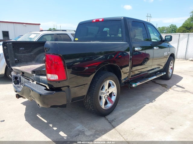 Продажа на аукционе авто 2017 Ram 1500 Express  4x4 5'7 Box, vin: 3C6RR7KT5HG607975, номер лота: 45333853