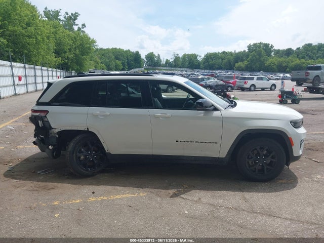 2025 Jeep Grand Cherokee Altitude X 4x4 მანქანა იყიდება აუქციონზე, vin: 1C4RJHAG3SC310756, აუქციონის ნომერი: 45333913