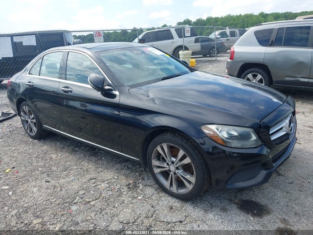 45333921 :رقم المزاد ، 55SWF4KB0GU148920 vin ، 2016 Mercedes-benz C 300 4matic مزاد بيع