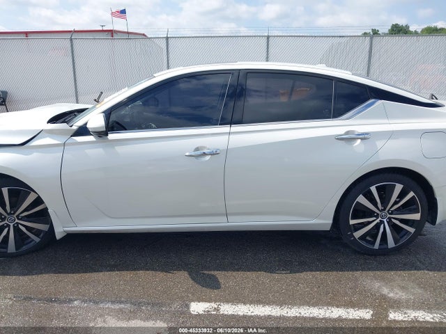2020 Nissan Altima Platinum Vc-turbo Fwd მანქანა იყიდება აუქციონზე, vin: 1N4AL4FV3LC139604, აუქციონის ნომერი: 45333932