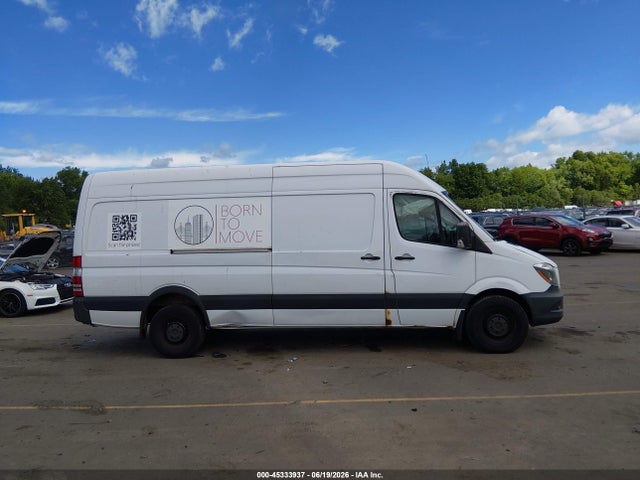 2017 Mercedes-benz Sprinter 2500 High Roof V6 მანქანა იყიდება აუქციონზე, vin: WD3PE8CD7HP529651, აუქციონის ნომერი: 45333937