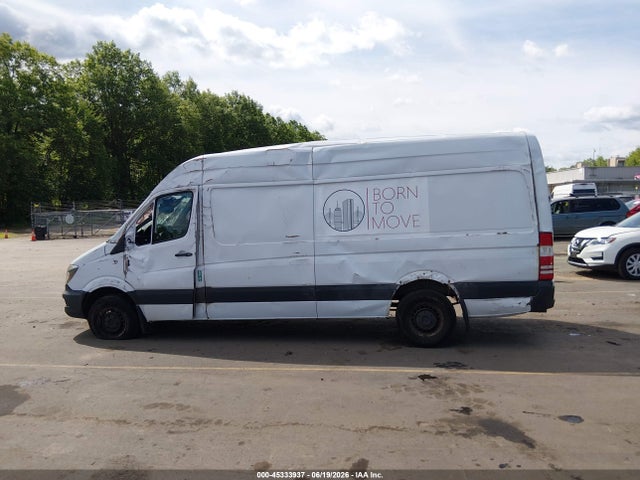 2017 Mercedes-benz Sprinter 2500 High Roof V6 მანქანა იყიდება აუქციონზე, vin: WD3PE8CD7HP529651, აუქციონის ნომერი: 45333937