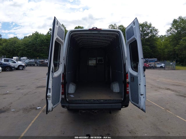 2017 Mercedes-benz Sprinter 2500 High Roof V6 მანქანა იყიდება აუქციონზე, vin: WD3PE8CD7HP529651, აუქციონის ნომერი: 45333937