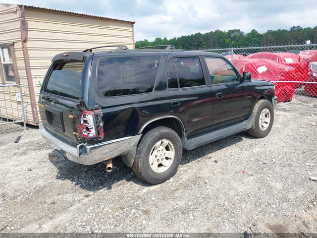 45333952 :رقم المزاد ، JT3GN86R2X0129862 vin ، 1999 Toyota 4runner Sr5 V6 مزاد بيع