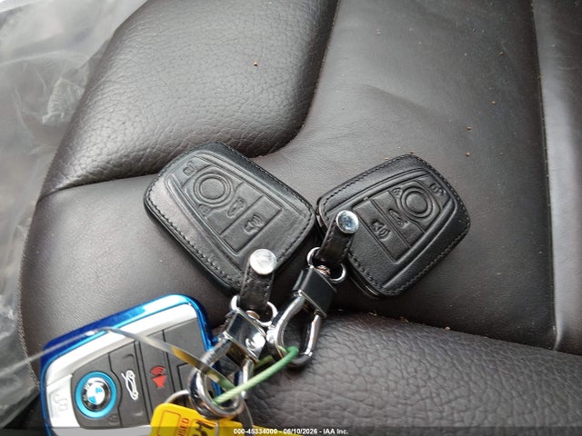 Продаж на аукціоні авто 2017 Bmw I3 94 Ah W/range Extender, vin: WBY1Z8C56HV551000, номер лоту: 45334000