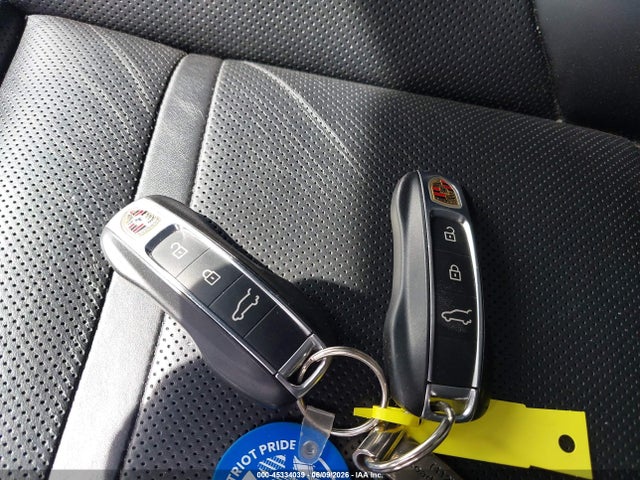 45334039 :رقم المزاد ، WP1AA2AY7LDA03829 vin ، 2020 Porsche Cayenne مزاد بيع