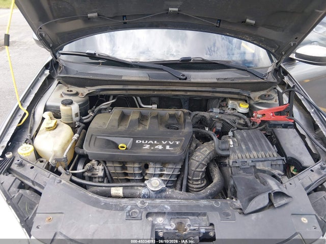 2011 Chrysler 200 Touring მანქანა იყიდება აუქციონზე, vin: 1C3BC1FB6BN614074, აუქციონის ნომერი: 45334093