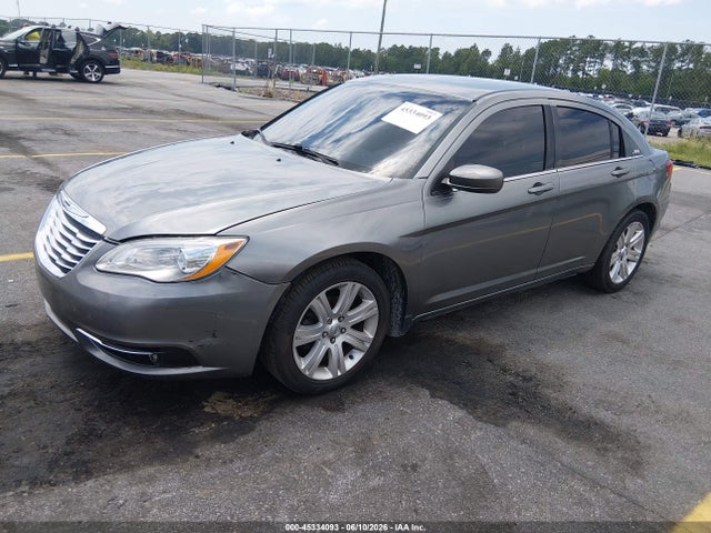 2011 Chrysler 200 Touring მანქანა იყიდება აუქციონზე, vin: 1C3BC1FB6BN614074, აუქციონის ნომერი: 45334093