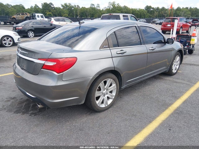 2011 Chrysler 200 Touring მანქანა იყიდება აუქციონზე, vin: 1C3BC1FB6BN614074, აუქციონის ნომერი: 45334093