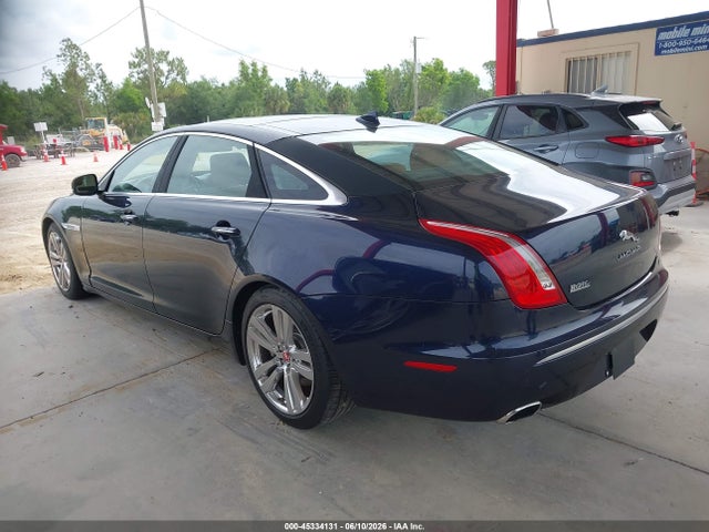 45334131 :رقم المزاد ، SAJWA2GZXF8V81154 vin ، 2015 Jaguar Xj Xjl Portfolio مزاد بيع