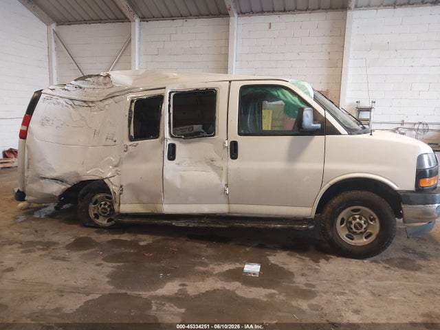 45334251 :رقم المزاد ، 1GTW7AFGXJ1903106 vin ، 2018 Gmc Savana 2500 Work Van مزاد بيع
