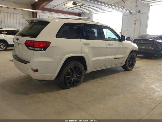 1C4RJFAG0JC105186 Jeep Grand Cherokee Altitude 4x4