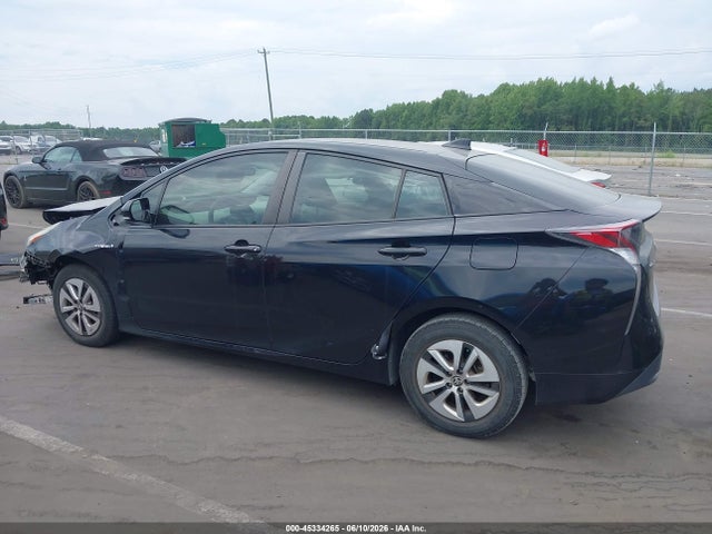 45334265 :رقم المزاد ، JTDKARFU9G3007820 vin ، 2016 Toyota Prius Two Eco مزاد بيع