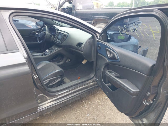 2015 Chrysler 200 S მანქანა იყიდება აუქციონზე, vin: 1C3CCCBB1FN591900, აუქციონის ნომერი: 45334313