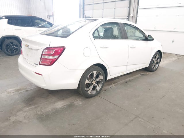 45334338 :رقم المزاد ، 1G1JF5SB5H4122915 vin ، 2017 Chevrolet Sonic Premier Auto مزاد بيع