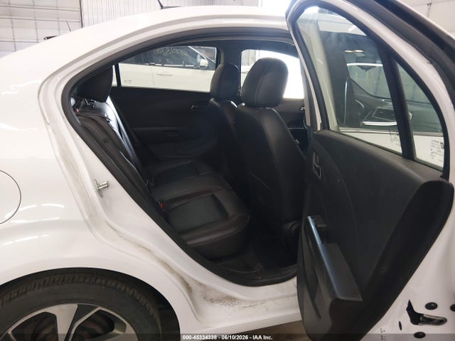 45334338 :رقم المزاد ، 1G1JF5SB5H4122915 vin ، 2017 Chevrolet Sonic Premier Auto مزاد بيع