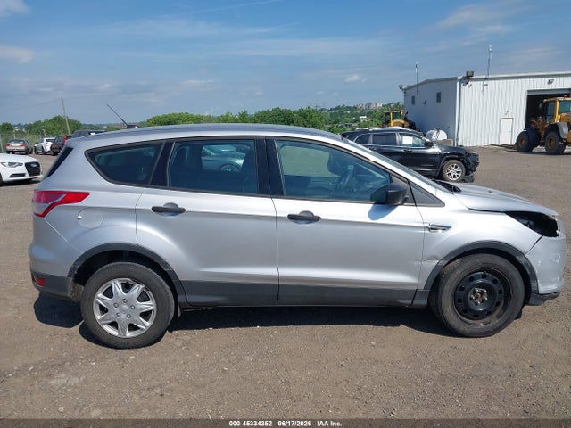 1FMCU0F70GUA81909 Ford ESCAPE S