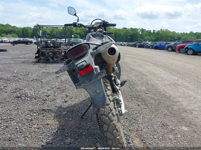 Auction sale of the 2025 Suzuki Dr-z400 S, vin: JS1ER11E3S7101257, lot number: 45334477