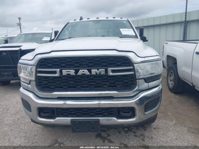 Продаж на аукціоні авто 2022 Ram 3500 Tradesman  4x4 6'4 Box, vin: 3C63R3CL6NG215368, номер лоту: 45334563