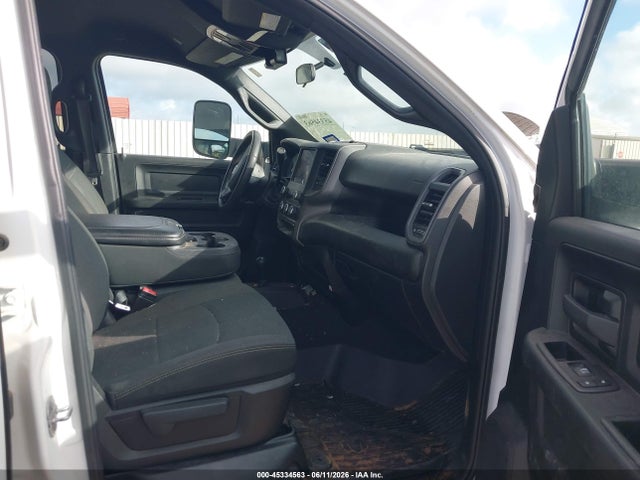 Продаж на аукціоні авто 2022 Ram 3500 Tradesman  4x4 6'4 Box, vin: 3C63R3CL6NG215368, номер лоту: 45334563