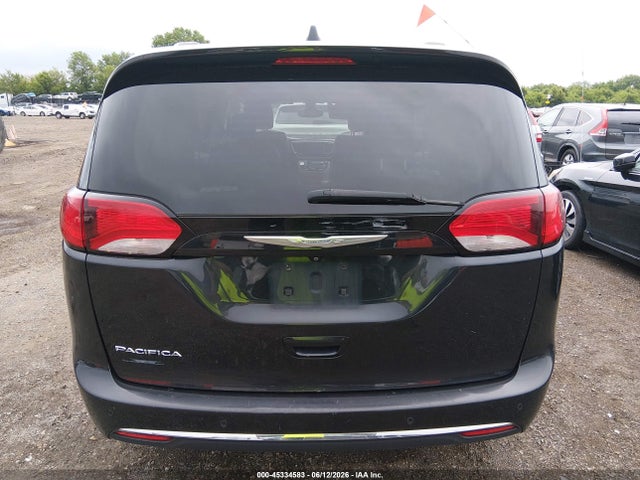 45334583 :رقم المزاد ، 2C4RC1BG4HR688407 vin ، 2017 Chrysler Pacifica Touring-l مزاد بيع