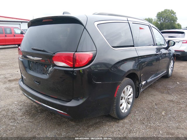 45334583 :رقم المزاد ، 2C4RC1BG4HR688407 vin ، 2017 Chrysler Pacifica Touring-l مزاد بيع