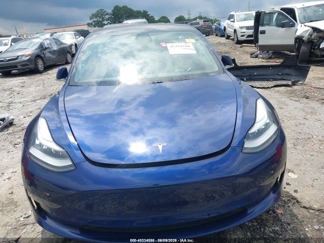 Auction sale of the 2018 Tesla Model 3 Long Range/mid Range, vin: 5YJ3E1EA5JF124810, lot number: 45334598