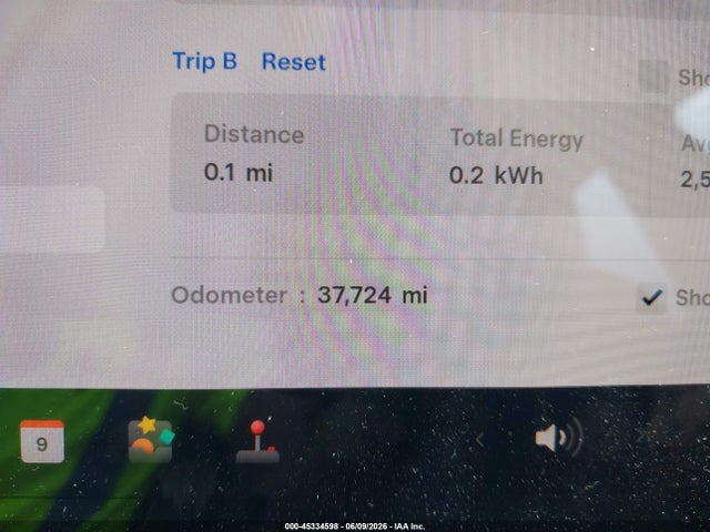 Auction sale of the 2018 Tesla Model 3 Long Range/mid Range, vin: 5YJ3E1EA5JF124810, lot number: 45334598