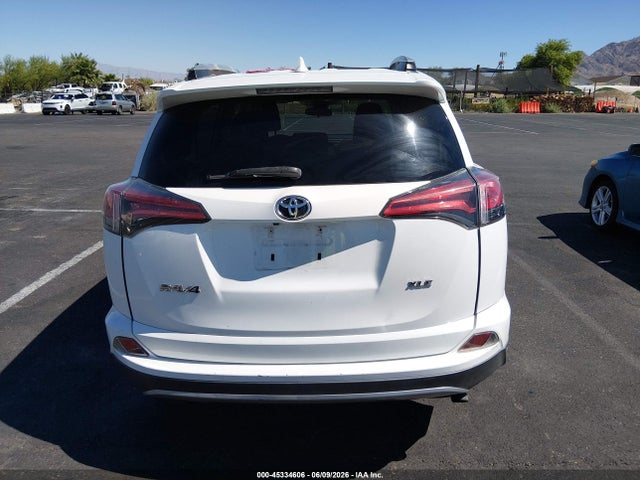 Toyota Rav4 Xle 2018 2T3WFREV9JW458473 Image 16