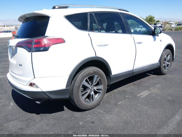 Toyota Rav4 Xle 2018 2T3WFREV9JW458473 Image 4