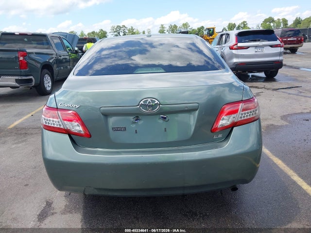 45334641 :رقم المزاد ، 4T1BF3EK2BU644495 vin ، 2011 Toyota Camry Le مزاد بيع