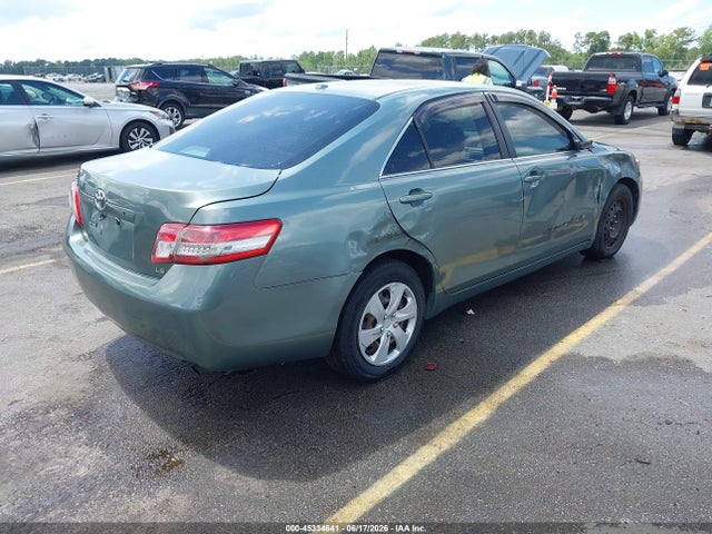 45334641 :رقم المزاد ، 4T1BF3EK2BU644495 vin ، 2011 Toyota Camry Le مزاد بيع
