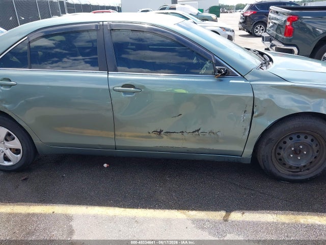 45334641 :رقم المزاد ، 4T1BF3EK2BU644495 vin ، 2011 Toyota Camry Le مزاد بيع