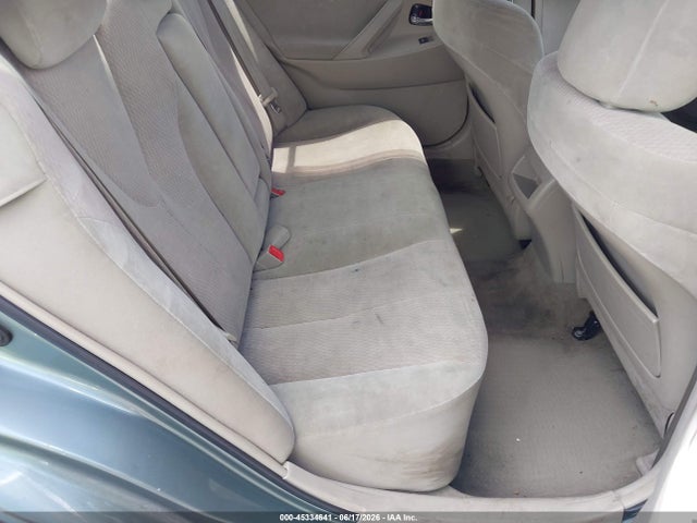 45334641 :رقم المزاد ، 4T1BF3EK2BU644495 vin ، 2011 Toyota Camry Le مزاد بيع