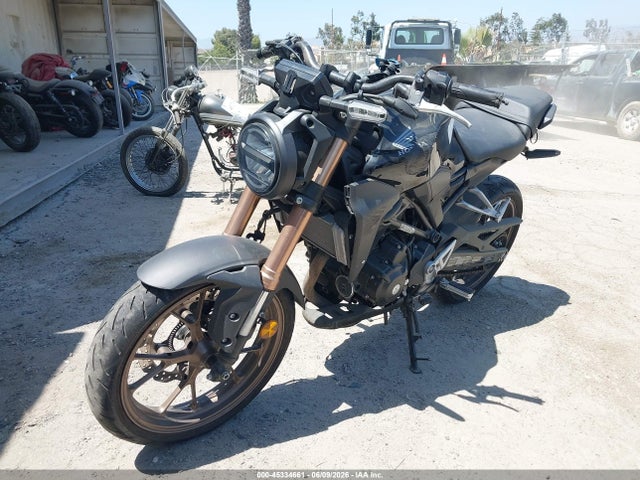 MLHNC5558N5200520 Honda CBF300 NA