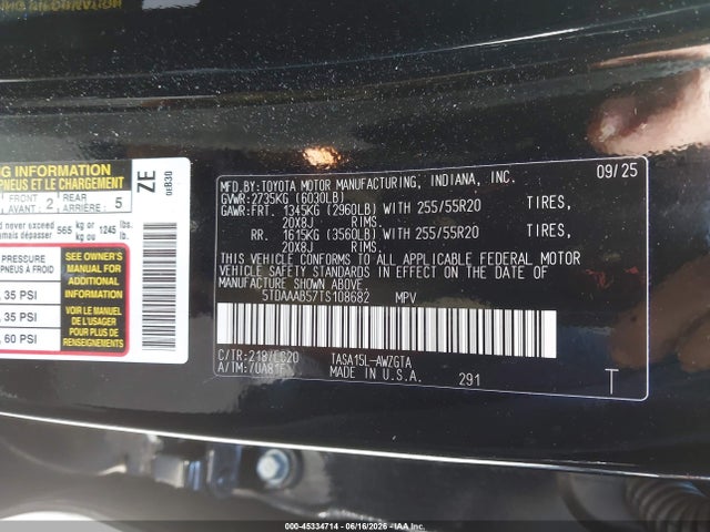 2026 Toyota Grand Highlander Limited მანქანა იყიდება აუქციონზე, vin: 5TDAAAB57TS108682, აუქციონის ნომერი: 45334714