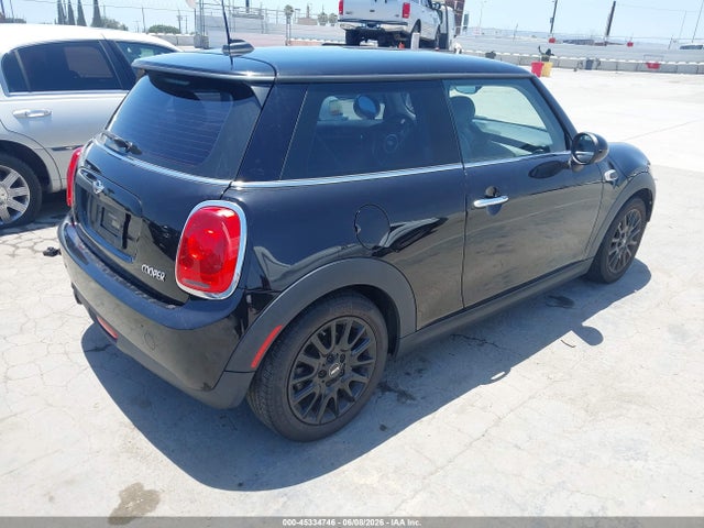 Продажа на аукционе авто 2017 Mini Hardtop Cooper, vin: WMWXP5C35H2G61181, номер лота: 45334746