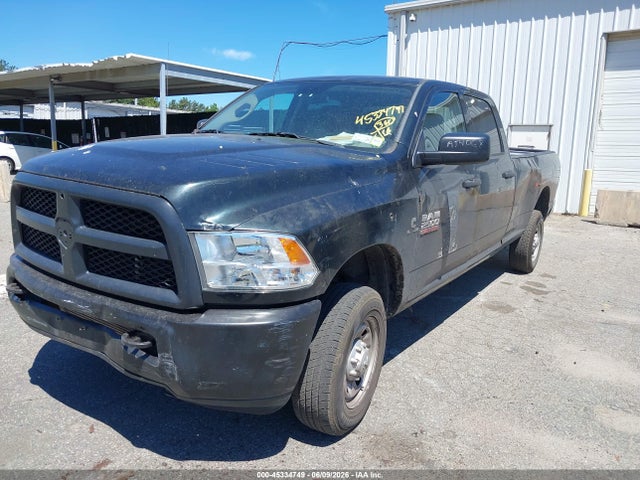 Auction sale of the 2017 Ram 2500, vin: 3C6UR5HL5HG636558, lot number: 45334749