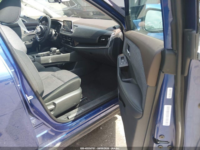 45334751 :رقم المزاد ، 5N1AT3BB8MC708265 vin ، 2021 Nissan Rogue Sv Intelligent Awd مزاد بيع