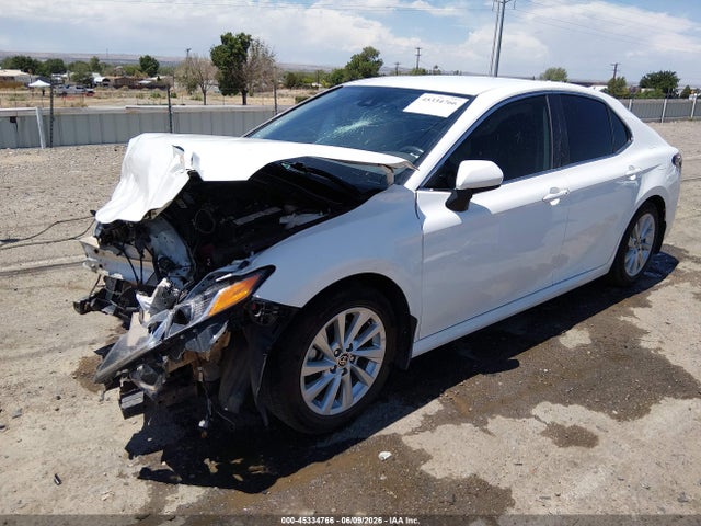 Toyota CAMRY LE 2023 4T1C11AK4PU163605 Image 2